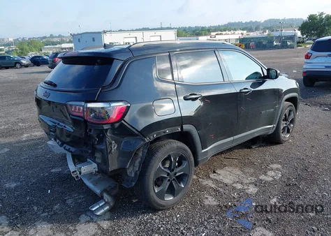 2021 Jeep Compass Altitude 4X4 z USA, uszkodzony, nr VIN 3C4NJDBB5MT580010